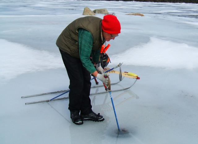 Ice photos on nordic skates and kicksled, winter 2006-2007